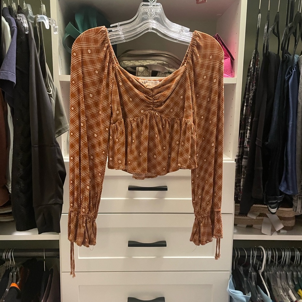 Jolt ruffle top
